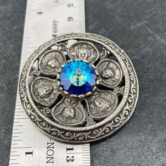 VINTAGE Aged pewter blue rhinestone brooch w/ cherub and human faces 1950s pin - Picture 2 of 10